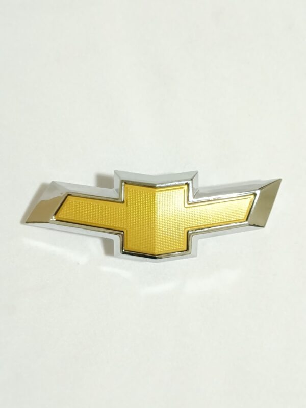 Emblema Grade Cruze Hatch 2017 Cromado BapImports - Imagem 3