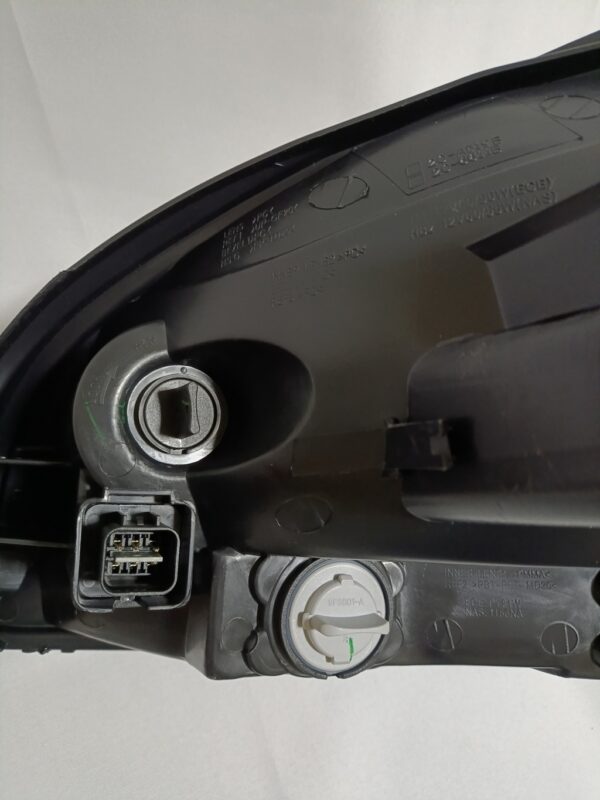 Farol Tucson 08/ Ambar Lente Direito TYC BapImports - Imagem 3