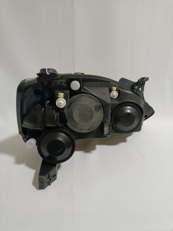 Farol Corsa Montana 2003 a 2012 Mascara Negra LE - Imagem 3