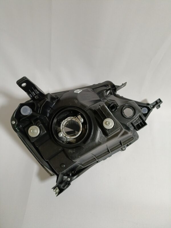 Farol Etios 17/21 Mascara Negra Lente Esquerdo TYC BapImports - Imagem 3